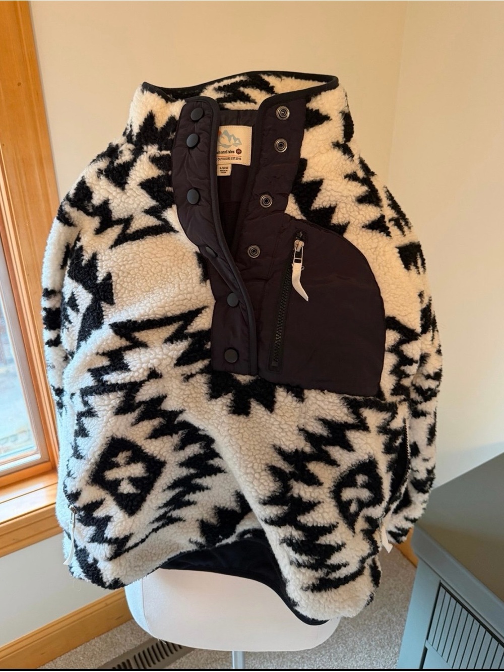 Cozy Black & White Aztec Sherpa Pullover Sweater
